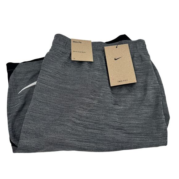 Nike Soccer Shorts Mens XXL 2XL Slim Fit Academy Dri-Fit Drawstring Active NEW - Picture 1 of 11